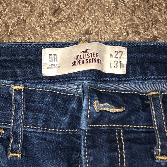 Hollister Super Skinny Jeans - Picture 2 of 3